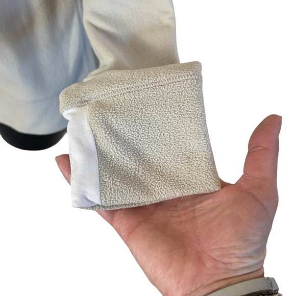 EUC Löle cream coloured polar fleece zip-up, size large. - Picture 7 of 12